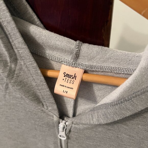Smash + Tess x Jillian Harris Hooded Romper in Heathered Grey, size L - Picture 2 of 4